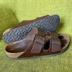 W’s Birkenstock Sandals in Dark Brown, Size 40 (W’s 9-9.5)